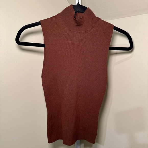 Express Silky Soft Fitted Ribbed Mock Neck Sweater Tank size XS rich mocha color - Picture 5 of 7